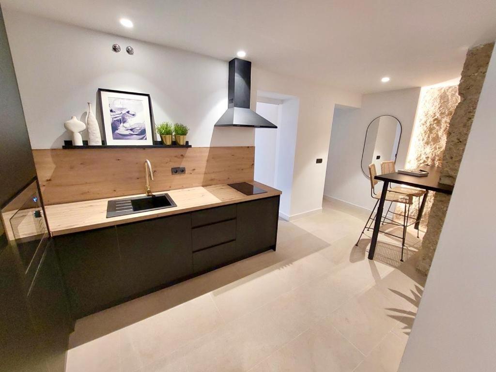 Helearon Suite Málaga Exteriör bild